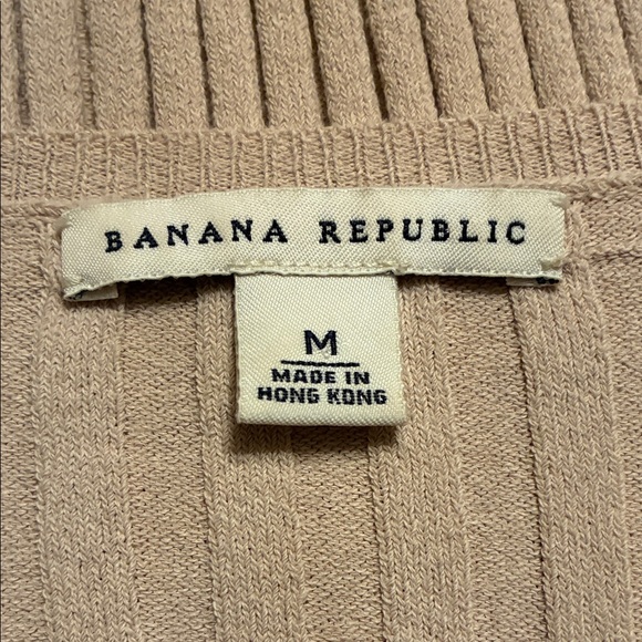 BANANA REPUBLIC Ribbed Tan Long Sleeve Sweater, Scoop Neck. M - Picture 7 of 10